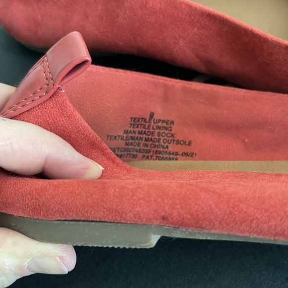 Burnt orange color ballet flats - Picture 6 of 9